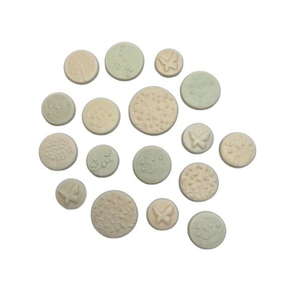 20 Magnets Floral Flower Nature Handmade Polymer Clay Multicolor Muted Pastel - Picture 2 of 8